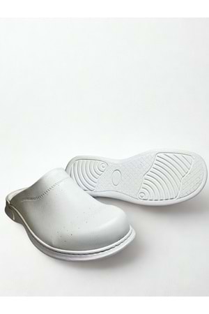 Beyaz Ortopedik Kaymaz Sabo Terlik - Hijyenik, Suni Deri, Poliüretan Hafif Taban
